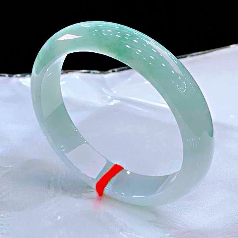 Myanmar , Natural Ice Jadeite  - Lighting & Home Decor Studio ulasan dan harga