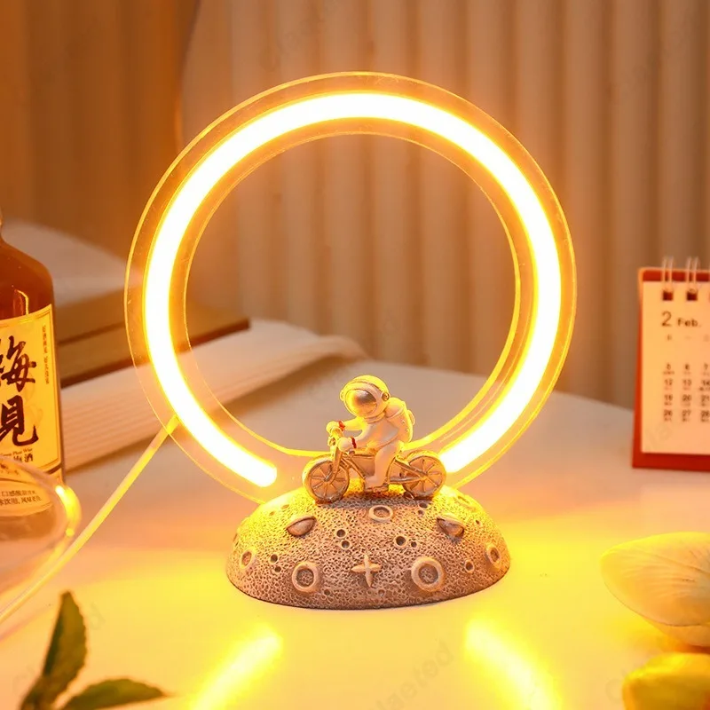 Creative LED Astronaut Night L - Decor Lighting Fixtures ulasan dan harga