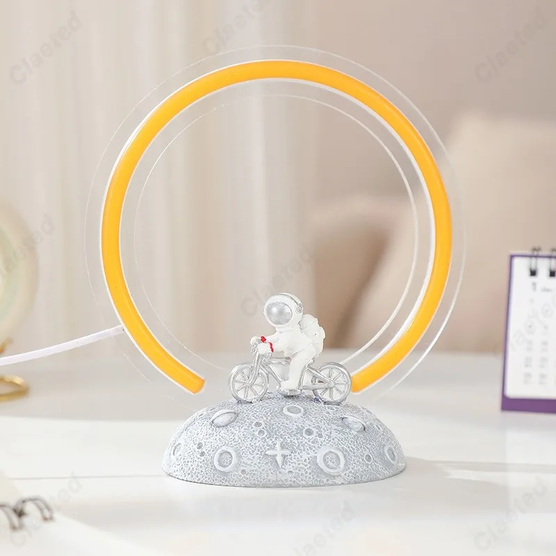 Creative LED Astronaut Night L - Decor Lighting Fixtures ulasan dan harga